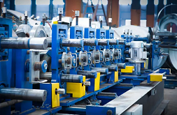 توفر محولات التردد الحماية للمحرك